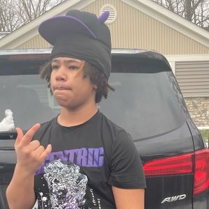 Meet your Posher, Antonio